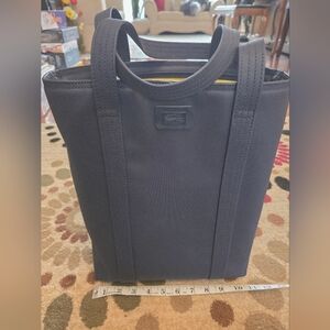 💚 Lacoste Veterical Tote Bag  Nylon /dark Navy with yellow lining 🩷 (Reposh)